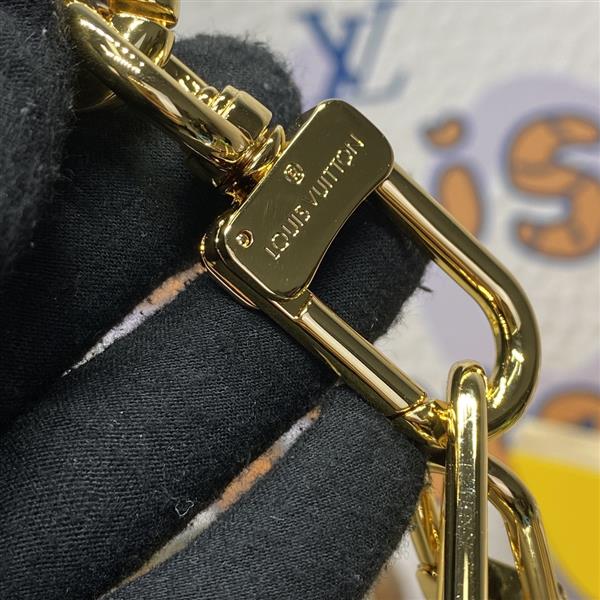 2026122194240703 120